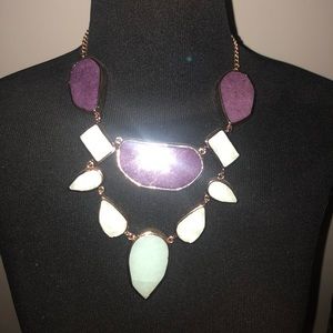 Semi precious stone stmt necklace